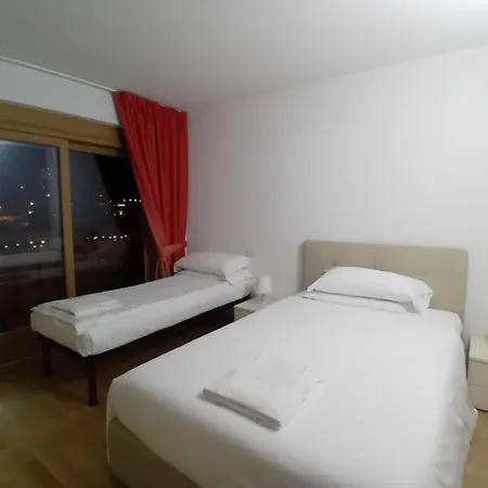 Rose Apartment *